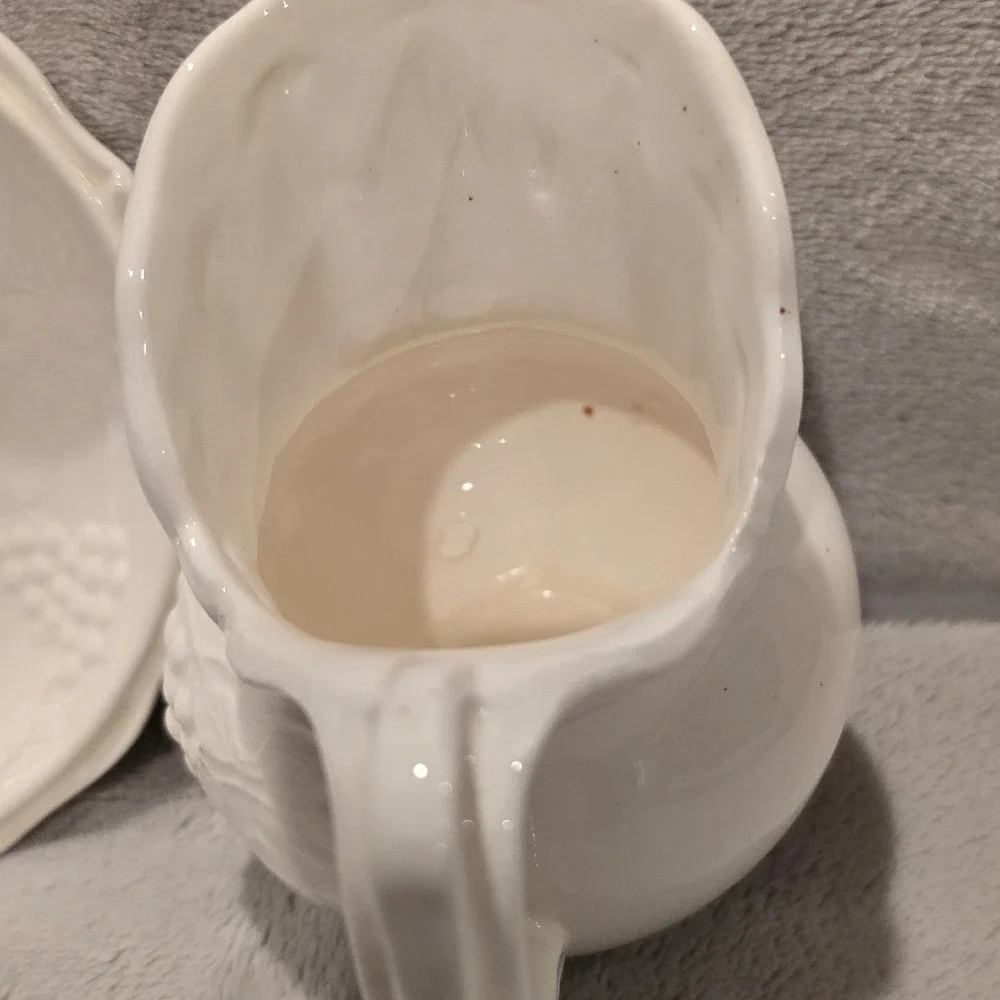 Vintage‎ Enesco White Ceramic Pitcher and Saucer Set Embossed Grapes Japan